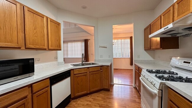 Building Photo - 5412 Teaberry Ct