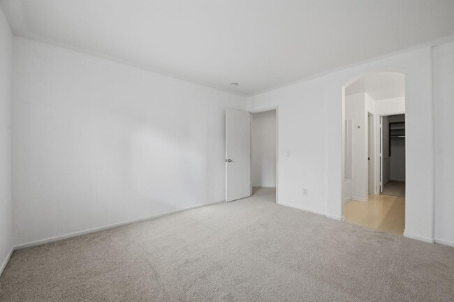 Building Photo - 1446 Trouville Ln