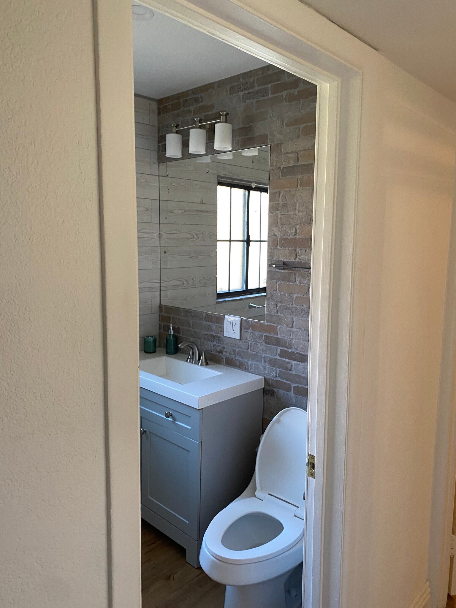 Building Photo - 74166 Fairway Dr