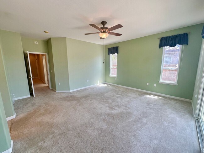 Building Photo - 2653 Traditions Loop