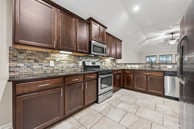 Building Photo - 20731 Calloway Crest Ct