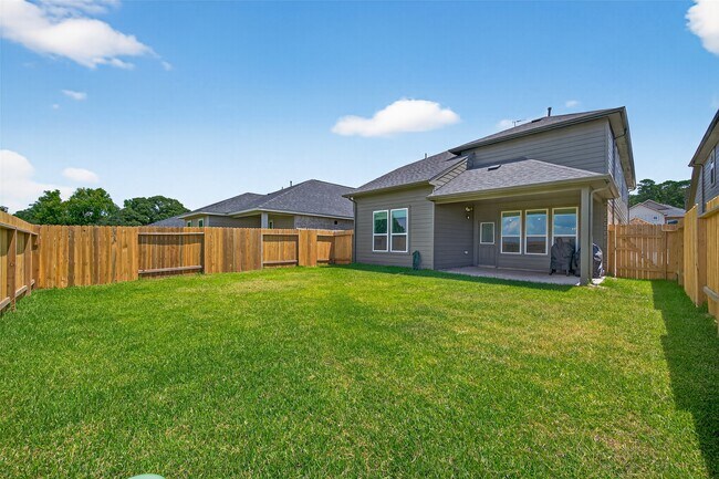Building Photo - 22827 Xanthos St