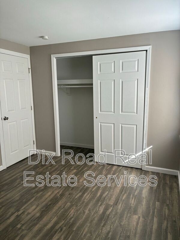 Building Photo - 7742 Harshmanville Rd