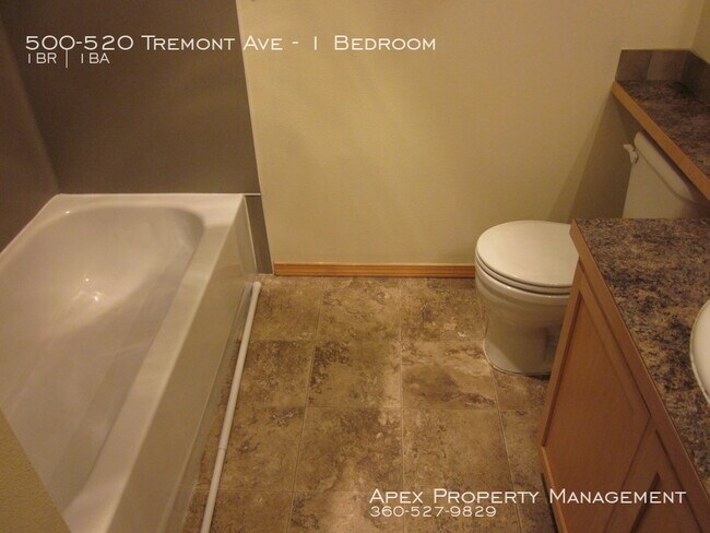 Building Photo - NORTH BELLINGHAM - Creekside Villas