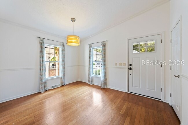 Building Photo - 65 River Tree Cir