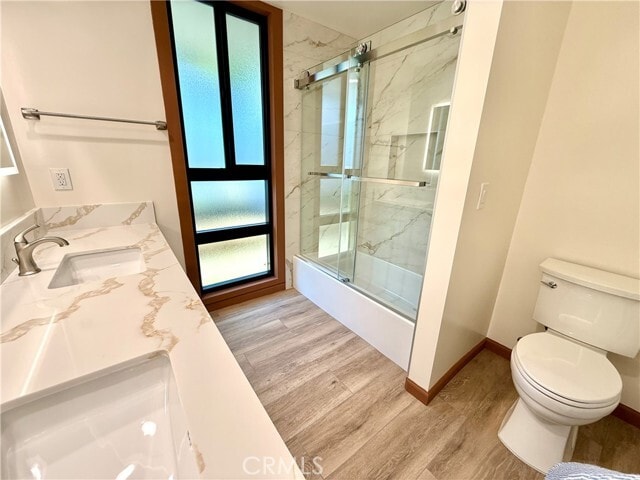 Building Photo - 880 N Gainsborough Dr