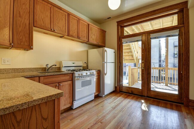 Building Photo - 3724 N Fremont St