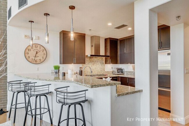 Building Photo - 11441 Allerton Park Dr