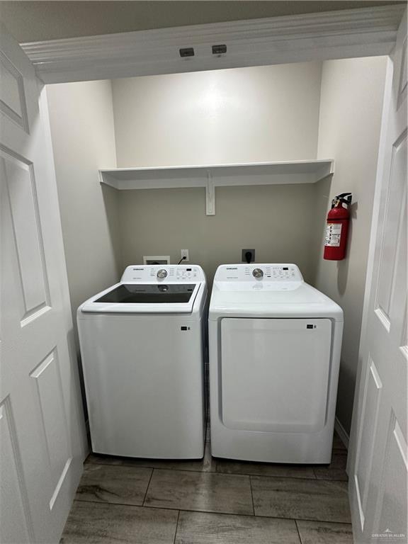 Building Photo - 11 Playa Dr