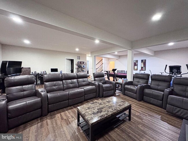 Building Photo - 41523 Cross Canter Dr