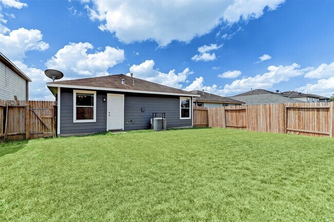Building Photo - 7519 Kennemer Dr
