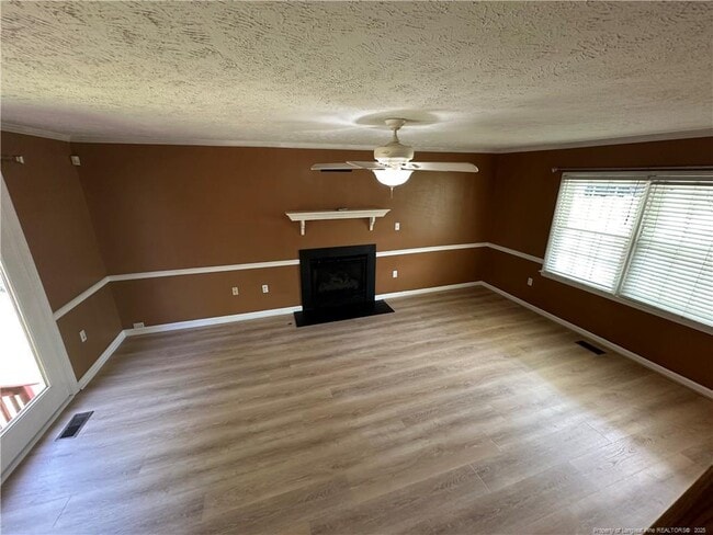 Building Photo - 5553 Hartfield Ct