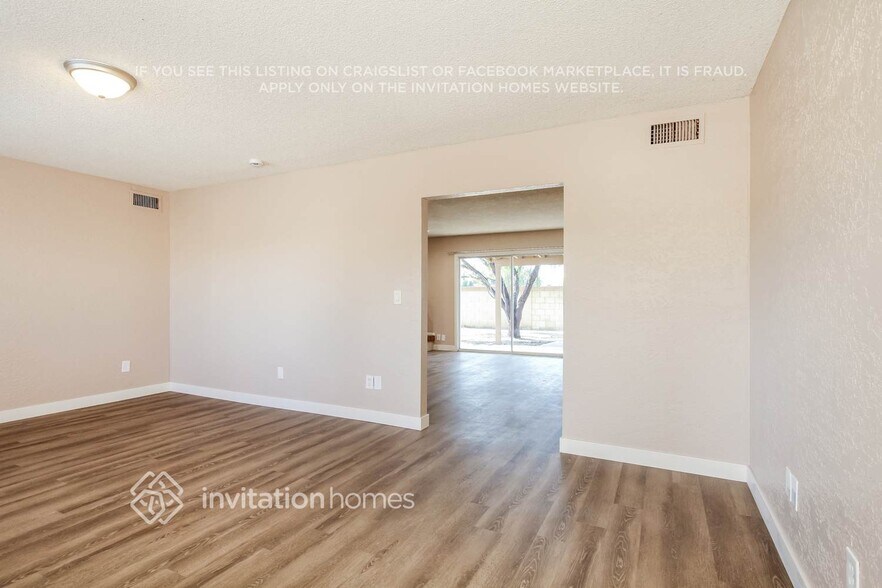 Building Photo - 8838 N 46th Dr