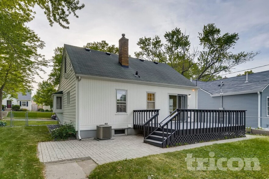 Building Photo - 3105 Georgia Ave S