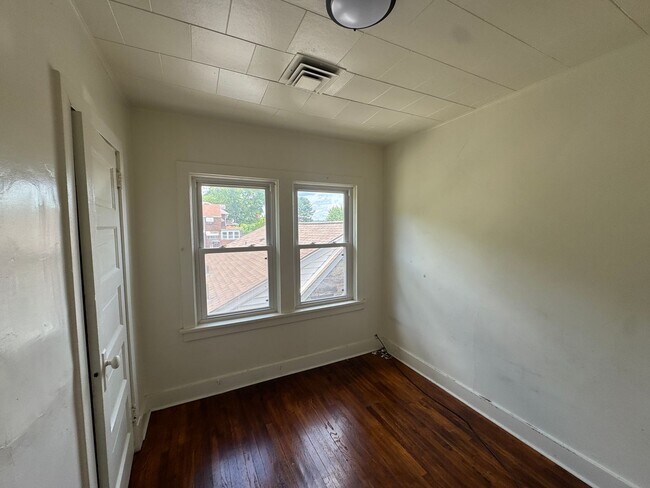 Building Photo - 4308 Inland Ave