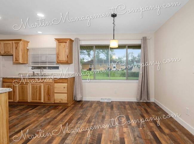 Building Photo - 2505 Albert Lee Ave