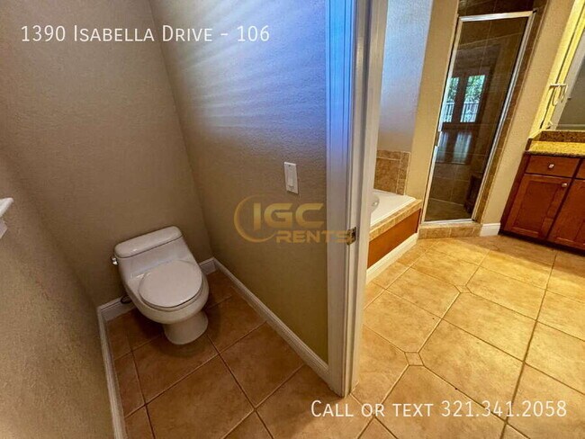 Building Photo - 1390 Isabella Dr