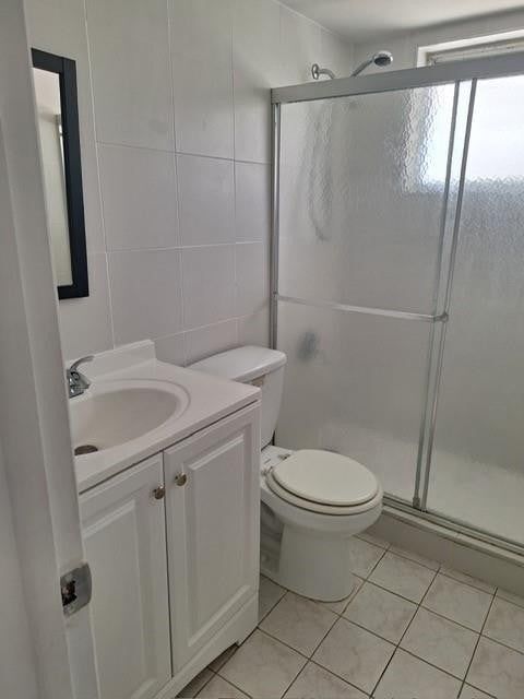 Building Photo - 2020 NE 51st Ct