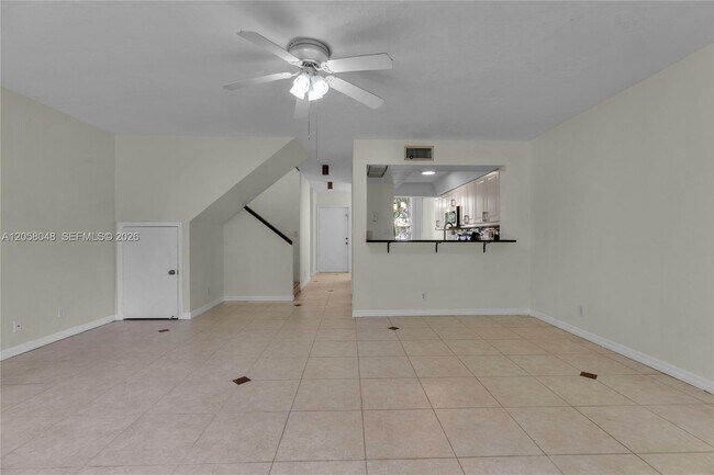 Building Photo - 2930 SW 87th Terrace