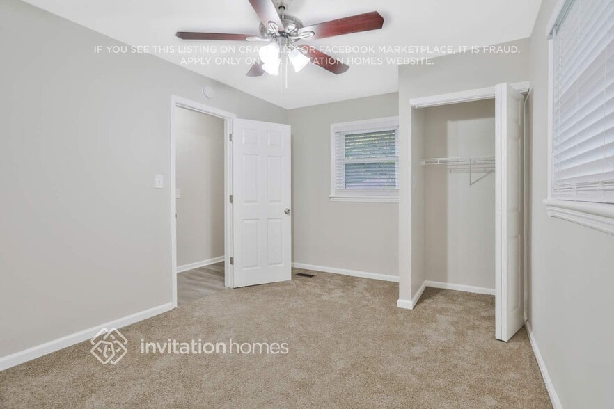 Building Photo - 944 Betty Dr