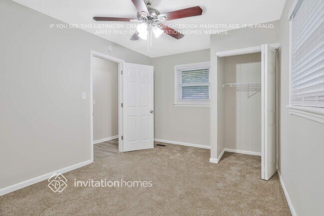 Building Photo - 944 Betty Dr