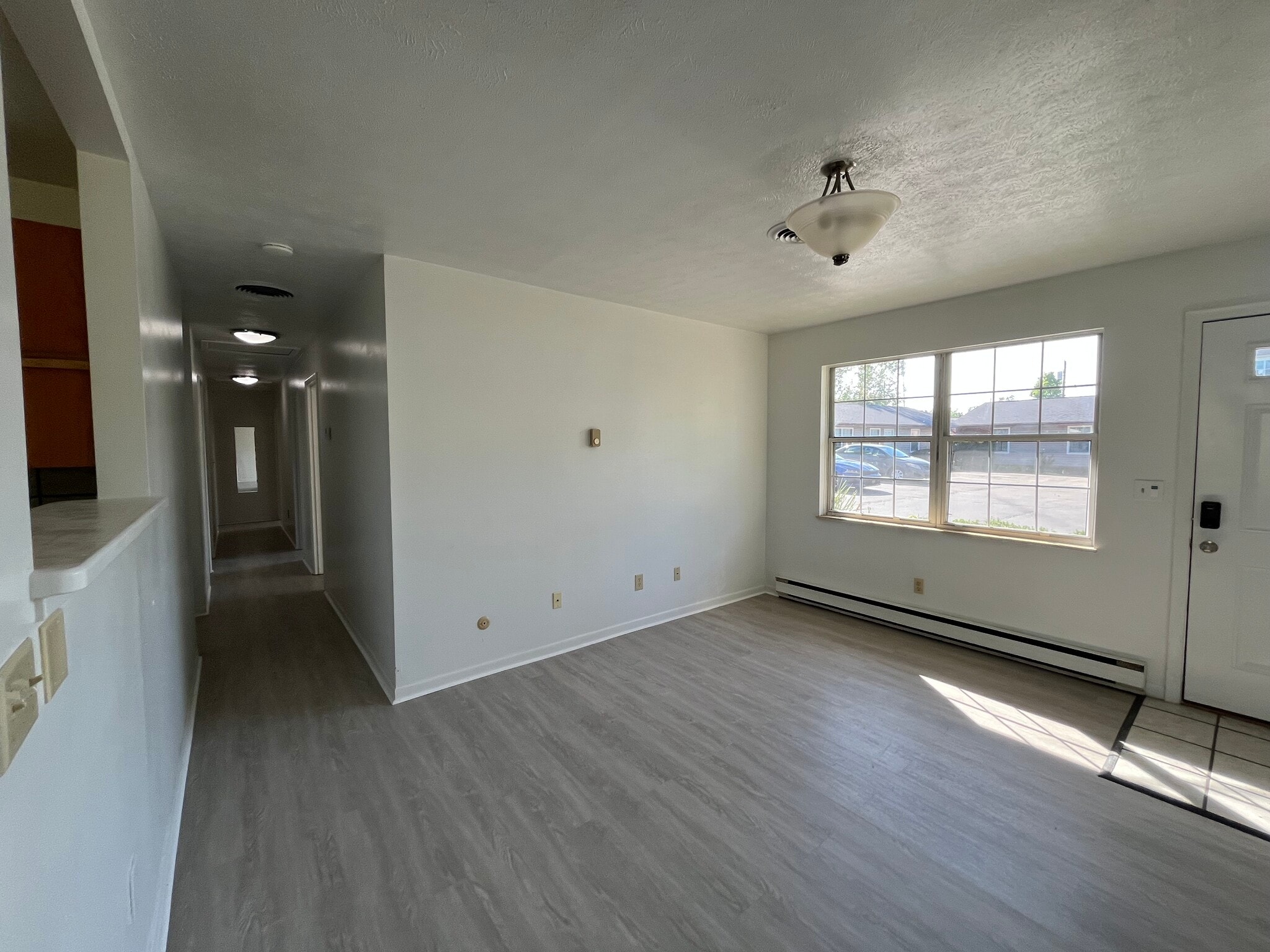 Building Photo - 1020 Arrowhead Dr