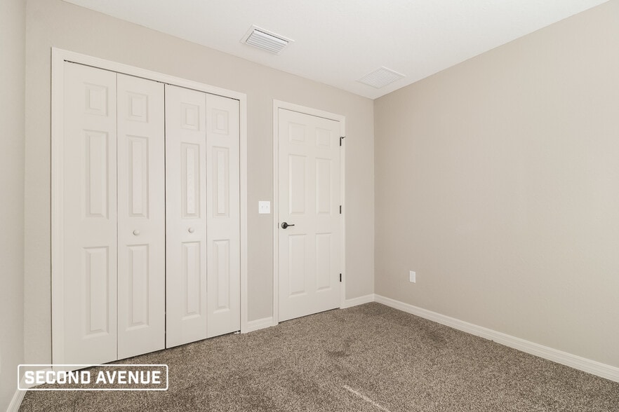 Building Photo - 3253 SE 143rd Ln