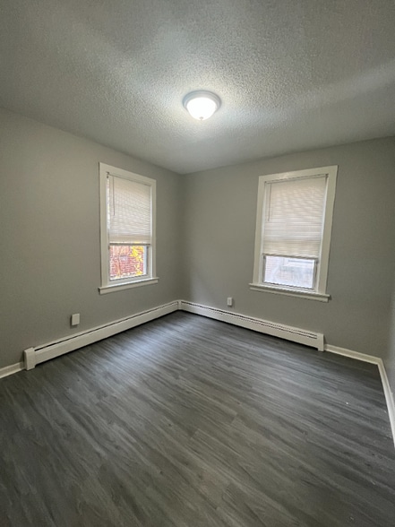 Building Photo - 235 Collins St