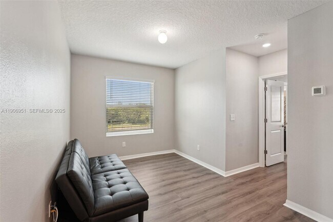 Building Photo - 508 Glenn Cross Dr