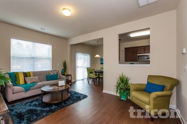 Building Photo - 2035 Aragon Lane