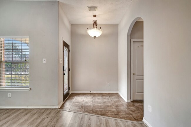 Building Photo - 2013 Lulach Ln