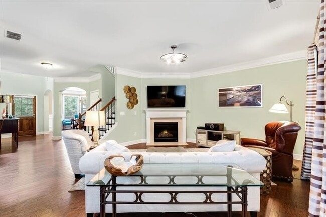 Building Photo - 10957 Waters Rd