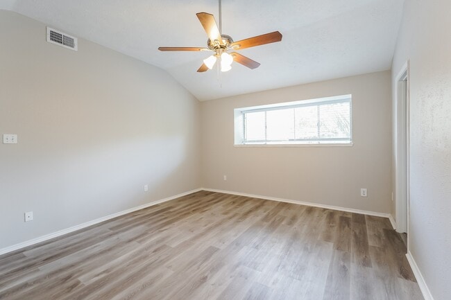 Building Photo - 22111 Eagle Meadow Dr