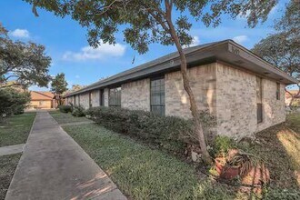 Building Photo - 9 Avocet Ave