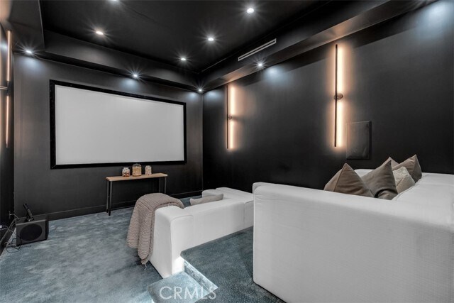 Building Photo - 13016 Chandler Blvd