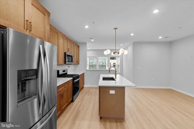 Building Photo - 4765 Sully Pt Ln