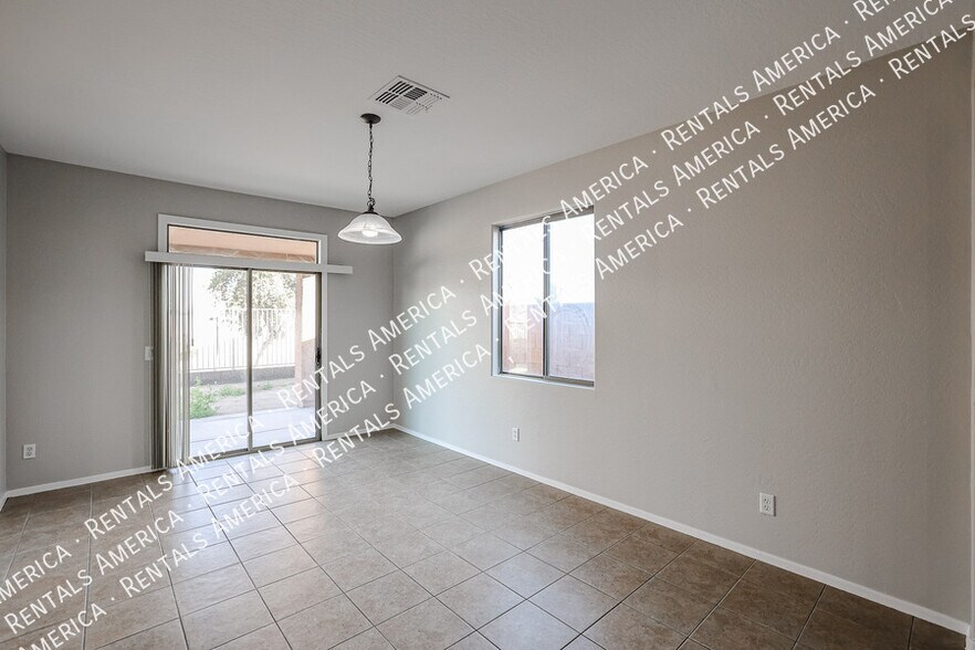 Building Photo - 7012 W Alta Vista Rd