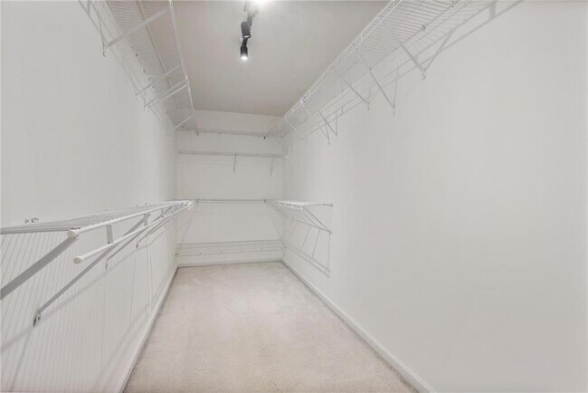 Building Photo - 2024 Wrights Mill Cir NE