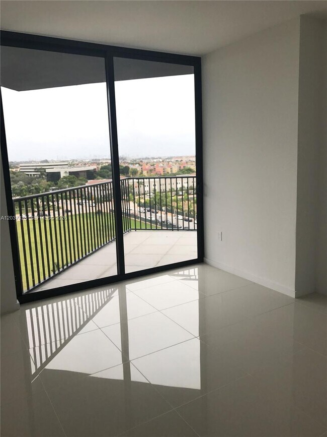 Building Photo - 5300 NW 85th Ave