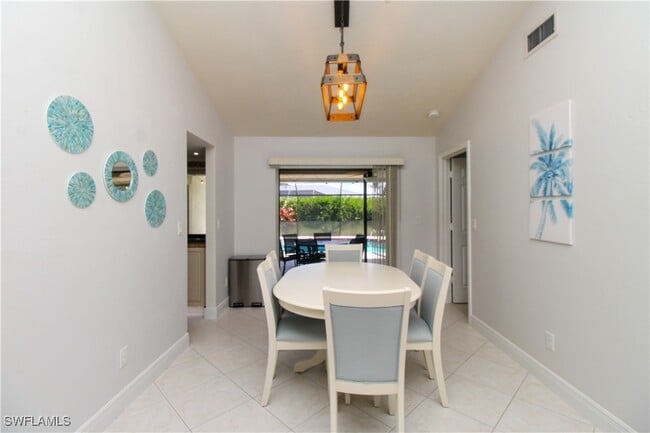 Building Photo - 213 Bay Meadows Dr