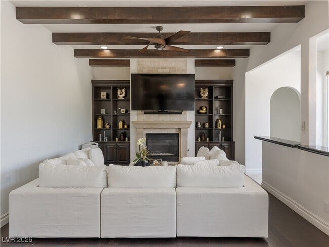 Building Photo - 779 Clove Ct