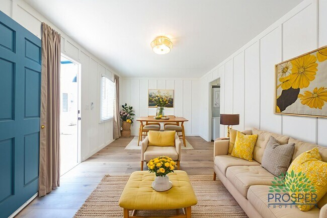 Interior Photo - Venice Cottages