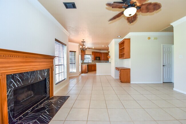 Building Photo - 314 Spencers Glen Dr