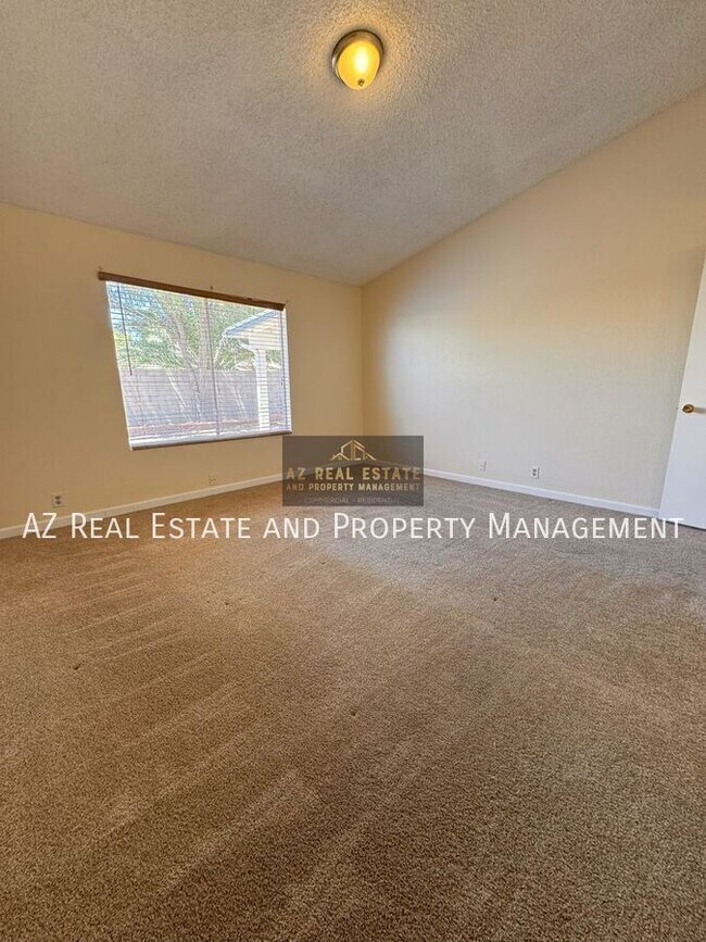 Building Photo - 8528 W Pershing Ave