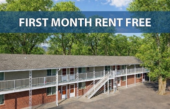 Building Photo - 319-321 E Brookside St