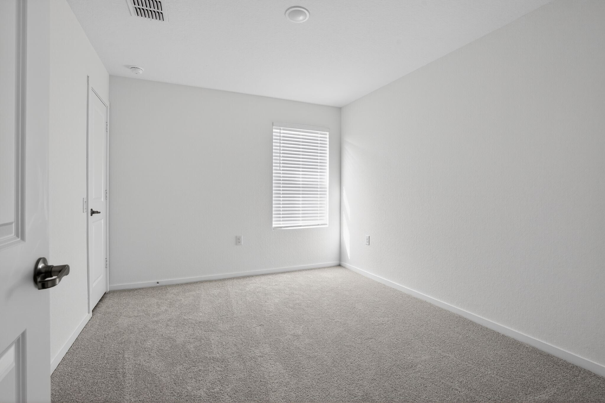 Building Photo - 1451 Neria Loop