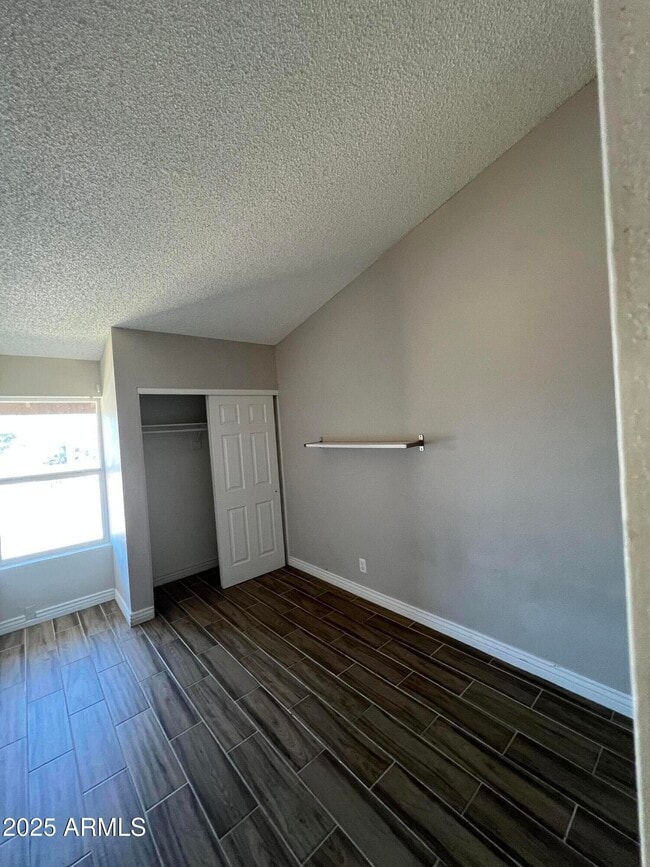 Building Photo - 5819 N 59th Dr