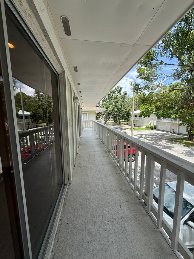 Building Photo - 2941 Bough Ave