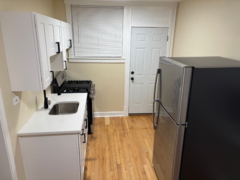 Building Photo - 3518 N Long Ave