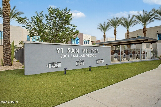 Building Photo - 9001 E San Victor Dr